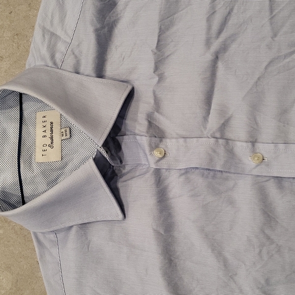 Men's shirts - Picture 2 of 2